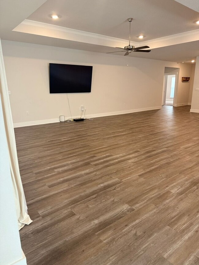 Building Photo - 4 bedroom 3 FULL bath home in Shoal River Landing...AVAILABLE JUNE 2026!
