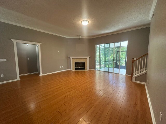 Building Photo - Spacious 4 Bedroom Home With Upstairs Private Suite And 2 Car Garage