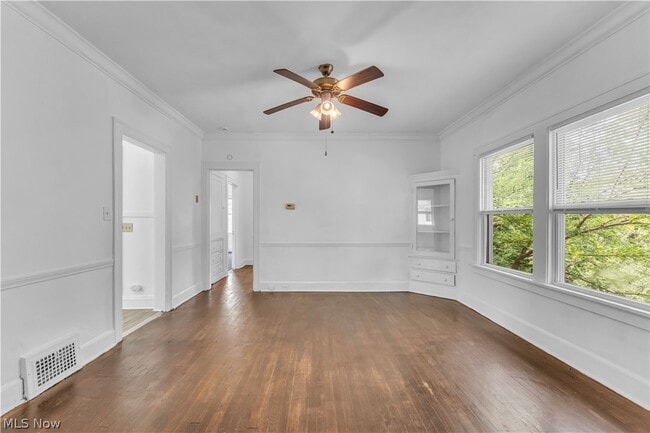 Building Photo - 3428 Altamont Ave