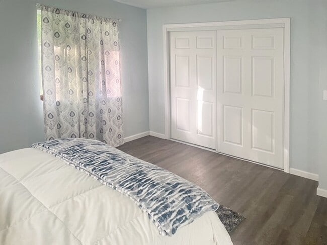 Building Photo - Furnished 2-Bedroom Home for Rent in Hawaiian Shores Subdivision