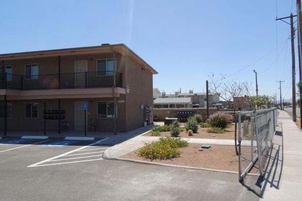 Building Photo - 594 Lomaland Dr
