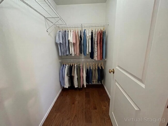 Building Photo - Walk-in Affordable 3 Bedroom 2 Bath walk in , in the Heart of Branson