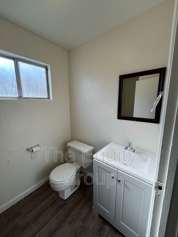 Building Photo - 9330 Rd 236