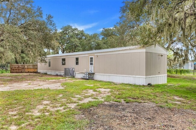 Building Photo - 3705 Appaloosa Rd