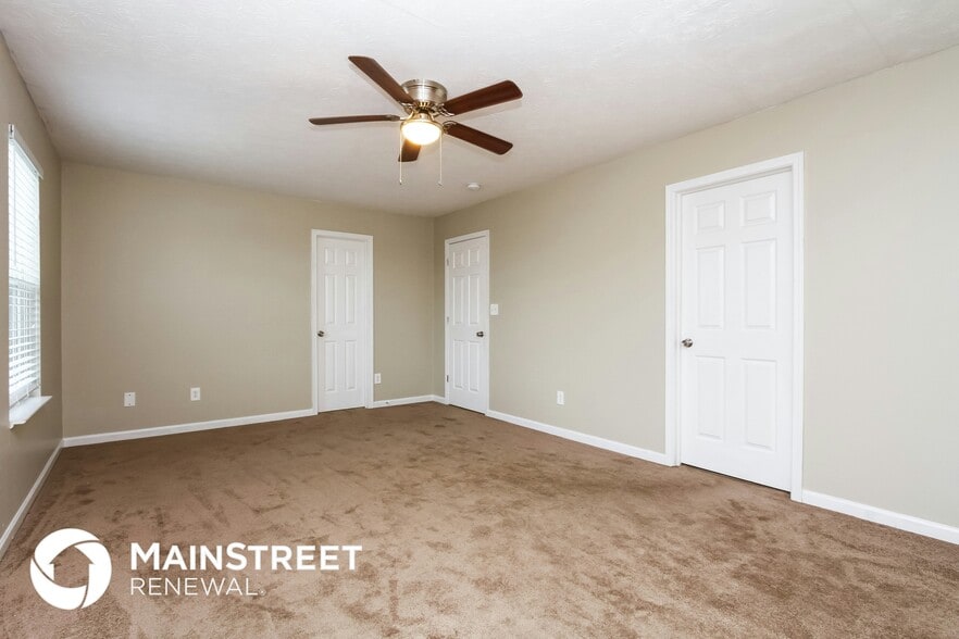 Building Photo - 2261 Rosswood Blvd