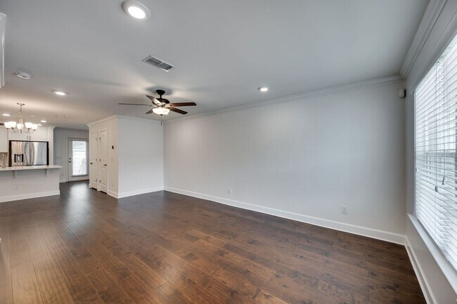 Building Photo - 1135 Lilly Valley Way