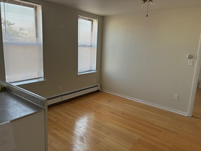 Building Photo - 1677 John F. Kennedy Blvd