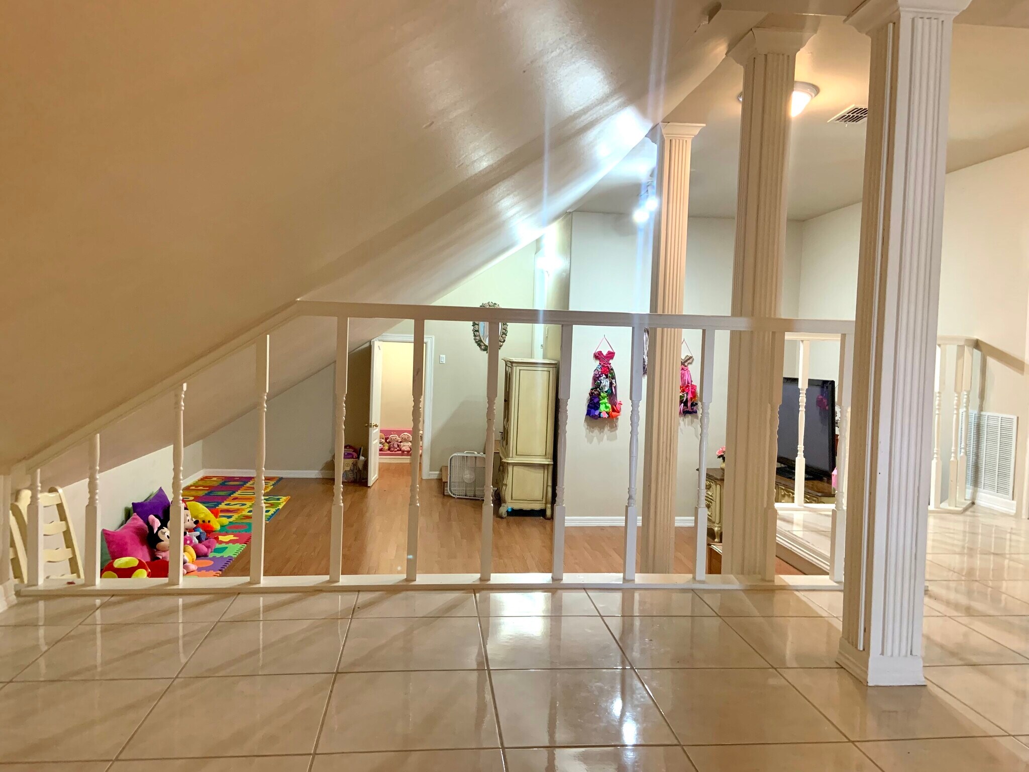 Building Photo - 2602 Deer Trl