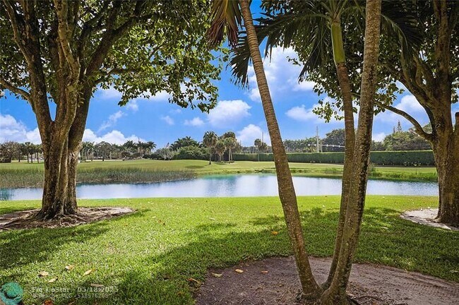 Building Photo - 7186 Promenade Dr