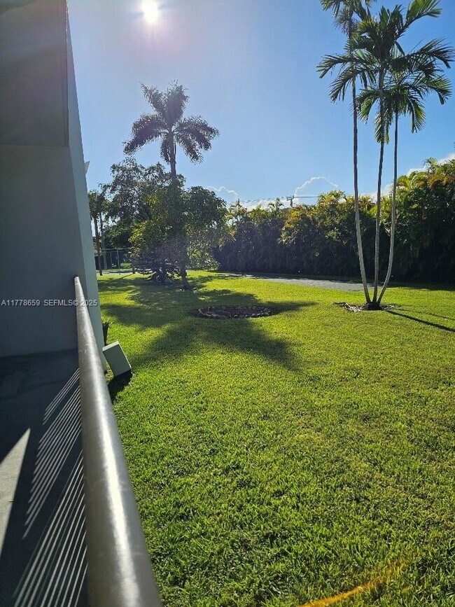 Building Photo - 1301 NE 7th St