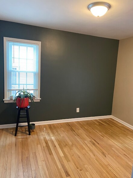 Building Photo - 4205 Harwood Rd