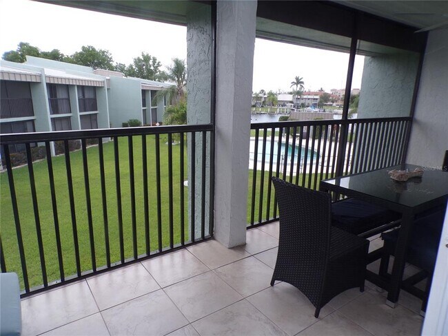 Building Photo - 1461 Aqui Esta Dr