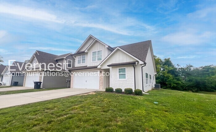 Building Photo - 5347 Roosevelt Rd
