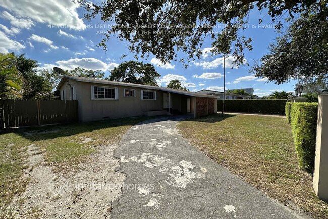 Building Photo - 7760 SW 18th Terrace