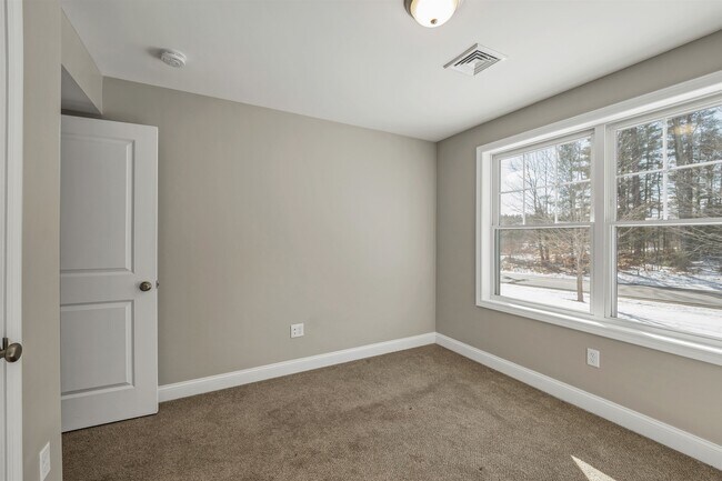 Building Photo - 259 Stage Rd