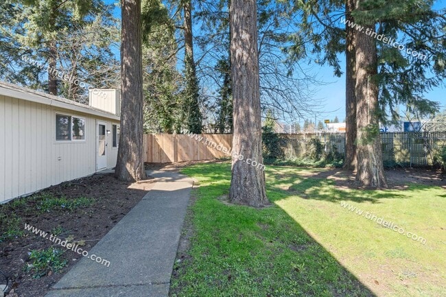 Building Photo - 344-03