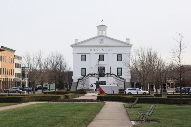 Building Photo - 12913 Tradd St