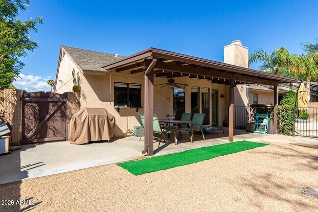 Building Photo - 6501 E Sandra Terrace