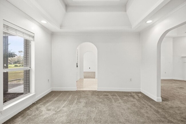 Building Photo - 83 Lake Lorraine Cir
