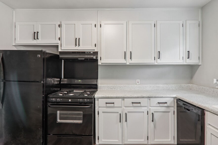 Building Photo - Park Square