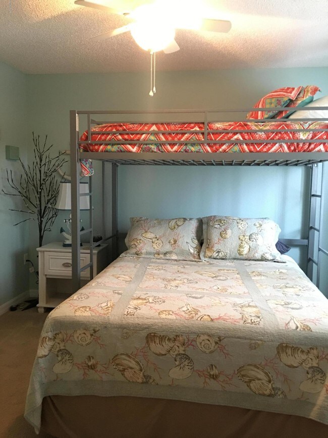 Building Photo - 2470 Ocean Shore Blvd