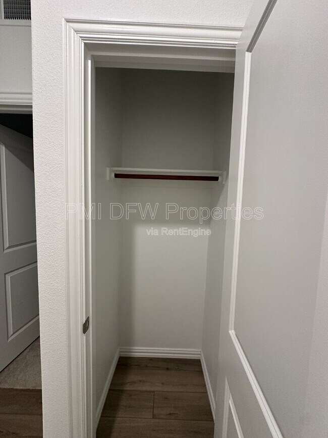 Building Photo - 1462 Everett Gdns Wy