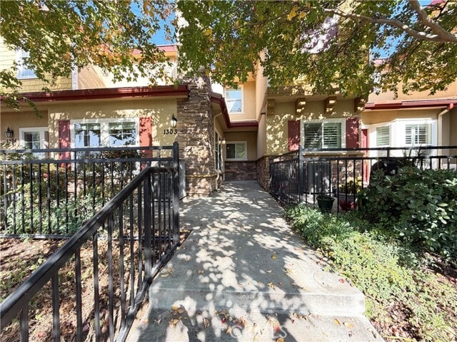 Building Photo - 1510 Orange Ave