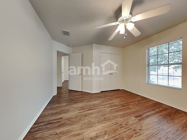 Building Photo - 1699 Wildrose Dr