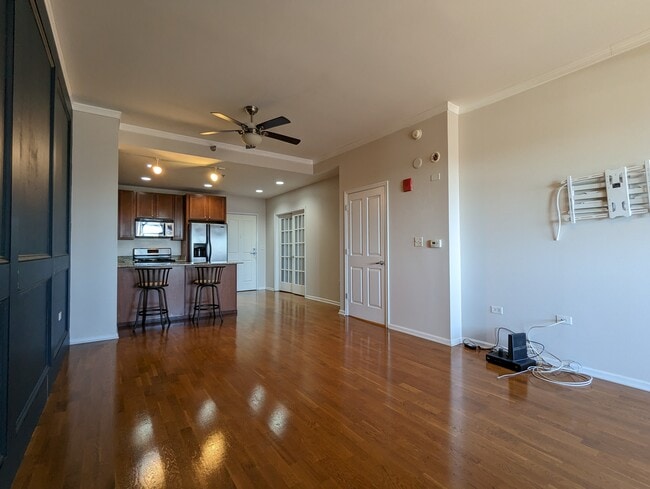 Building Photo - 828 W Grace St