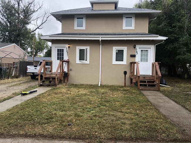 Primary Photo - 1167 East 8th Street