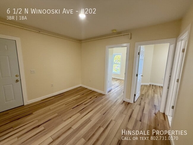 Building Photo - 6 1/2 N Winooski Ave-#202