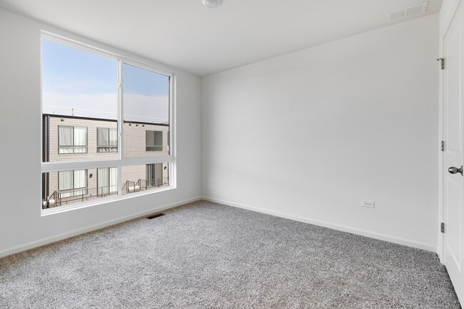 Building Photo - 1274 Catalina Ct.