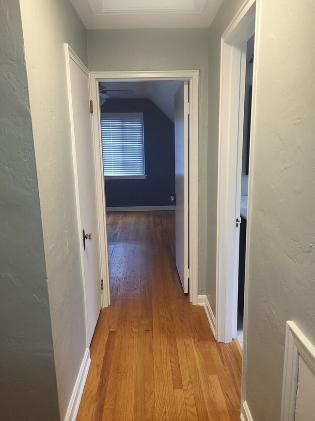 Building Photo - Beautiful 3 bedroom house in Brookline