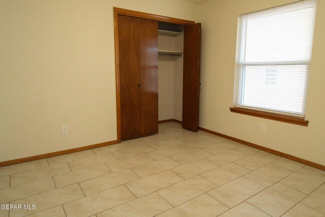 Building Photo - 1809 Pueblo Alegre Dr