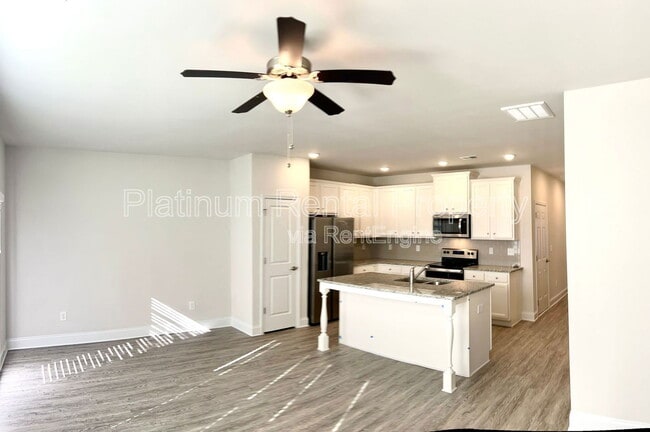 Building Photo - 3452 Sumersbe court