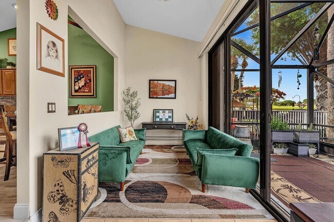 Building Photo - 8099 Cassia Dr