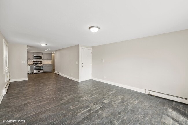 Building Photo - 3936 N Narragansett Ave