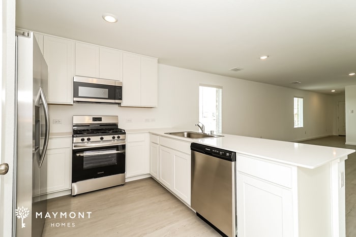 Building Photo - 1009 Birkdale Dr