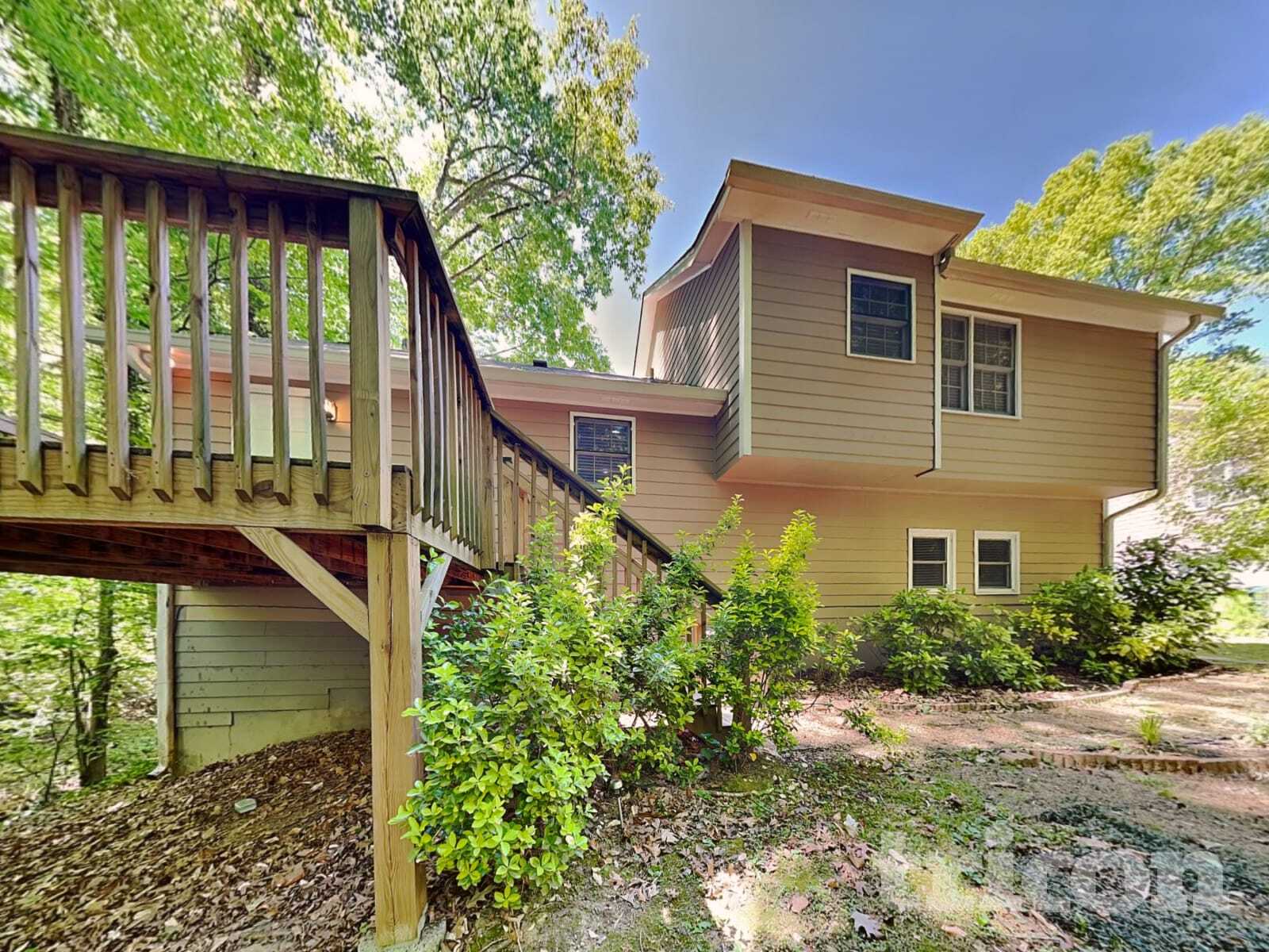 Building Photo - 2909 Buckskin Trail SW