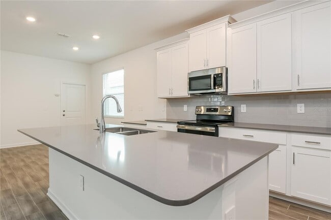Building Photo - 6340 Whip O Will Ln