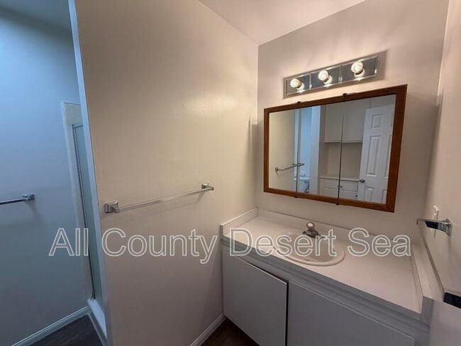 Building Photo - 1587 Coriander Dr
