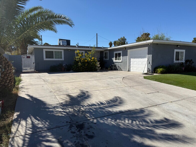 Building Photo - 5905 Fawn Ave