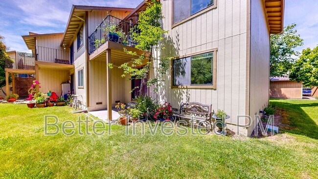 Building Photo - 5222 Fulton Rd