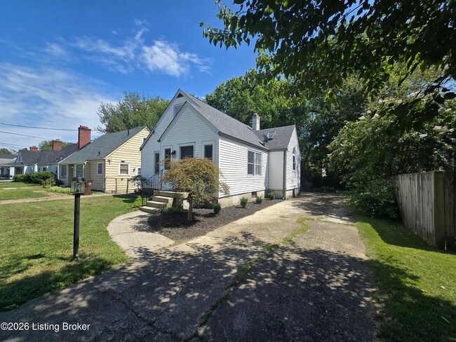 Building Photo - 3932 Kennison Ave