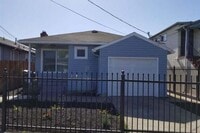 Building Photo - 2138 101st Ave