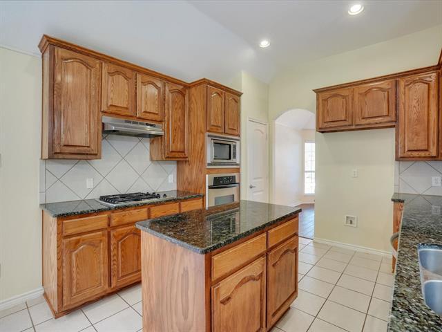 Building Photo - 5928 Desperado Dr