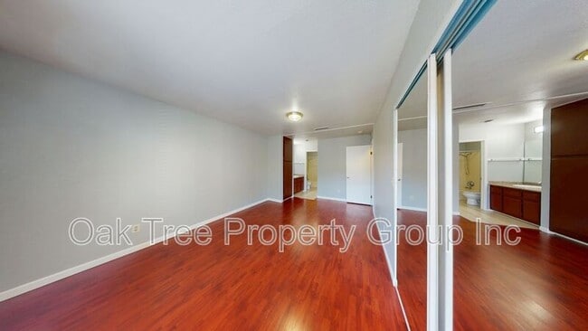 Building Photo - 2225 23rd Ave