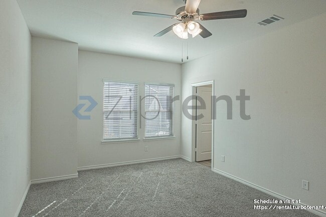 Building Photo - 2020 Saddle Wy