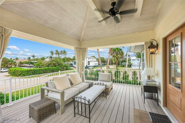 Primary Photo - 1437 Sandpiper St