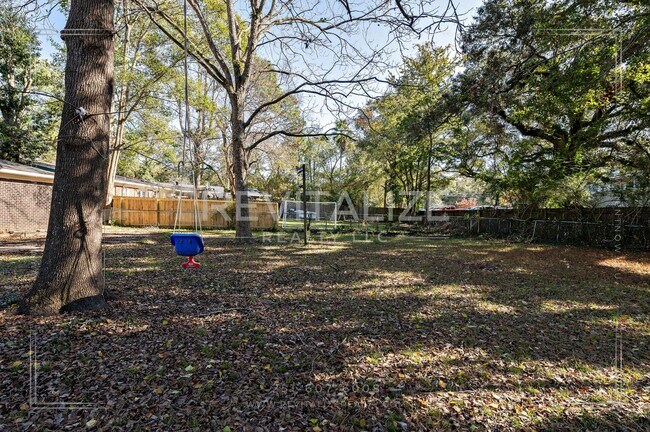 Building Photo - Newly Renovated 3 Bed 2 Bath Home in Mobile